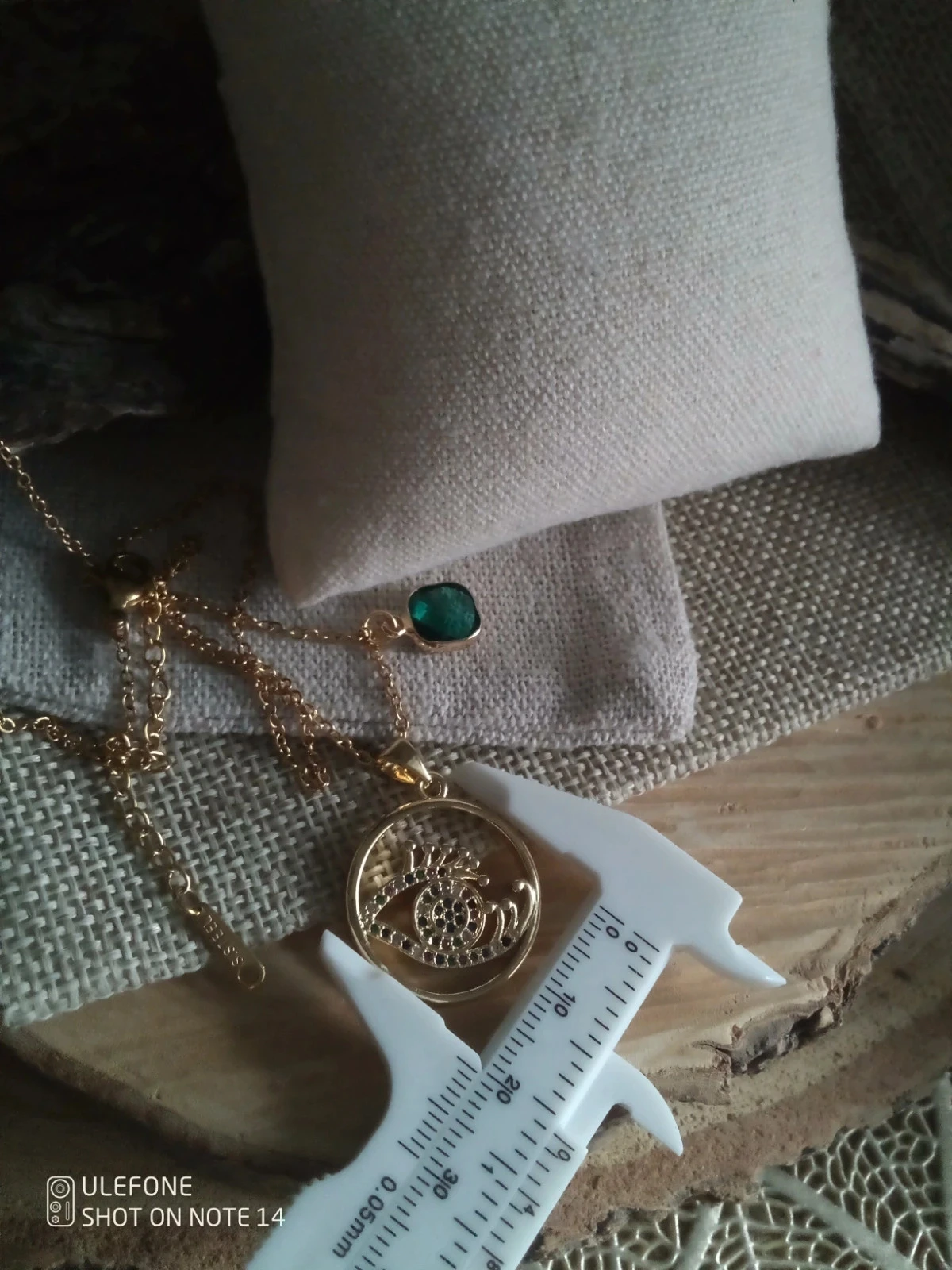 Collar de protección con ojo y circonitas – photo 3